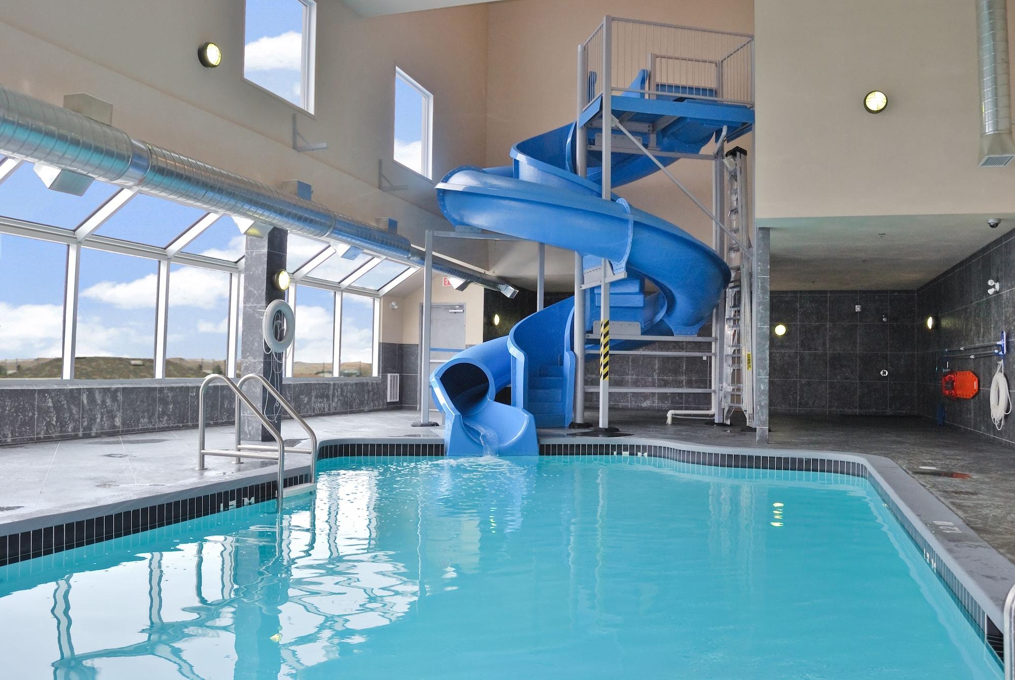 Days Inn By Wyndham Regina Airport West Dış mekan fotoğraf