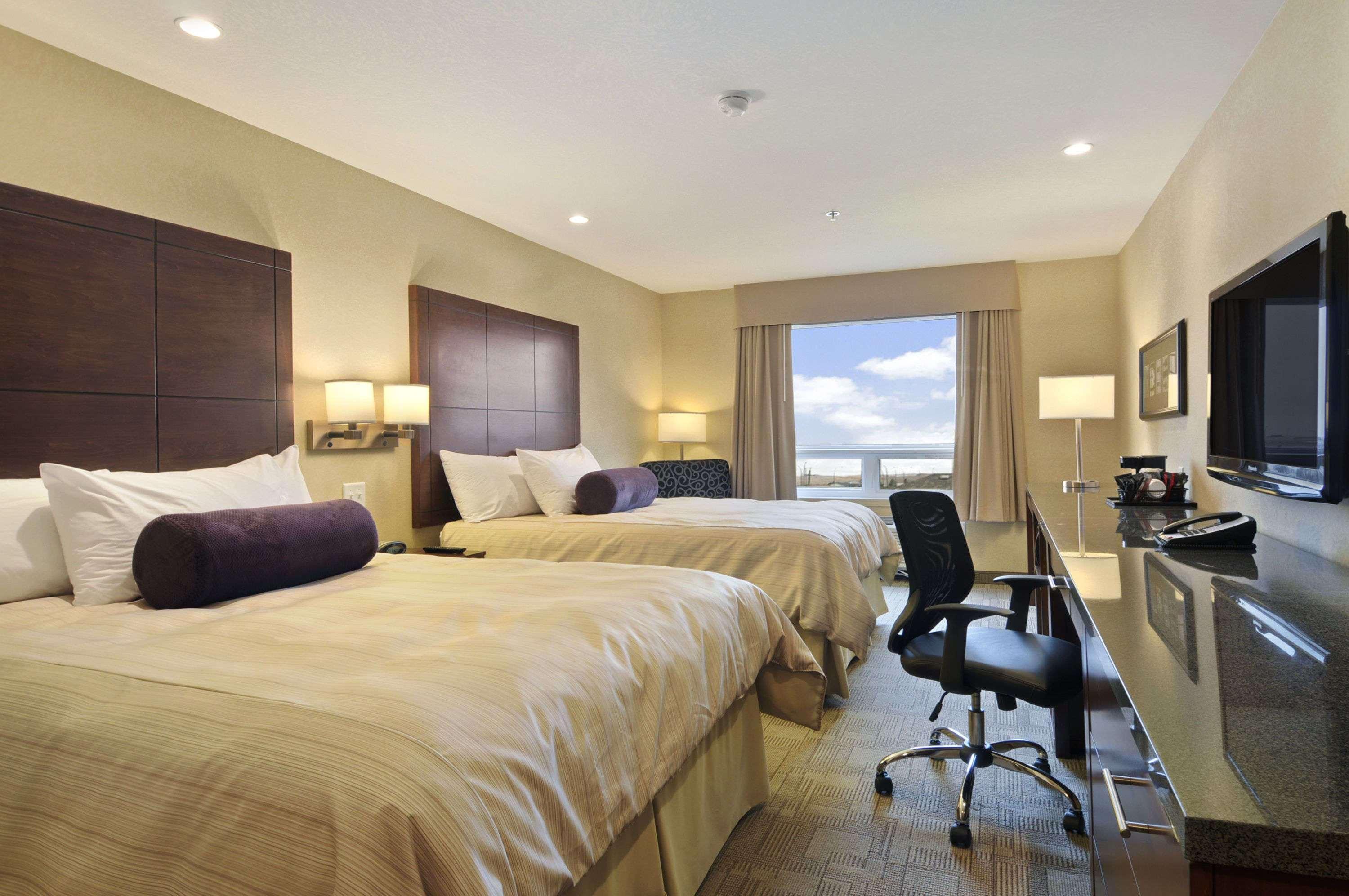 Days Inn By Wyndham Regina Airport West Dış mekan fotoğraf
